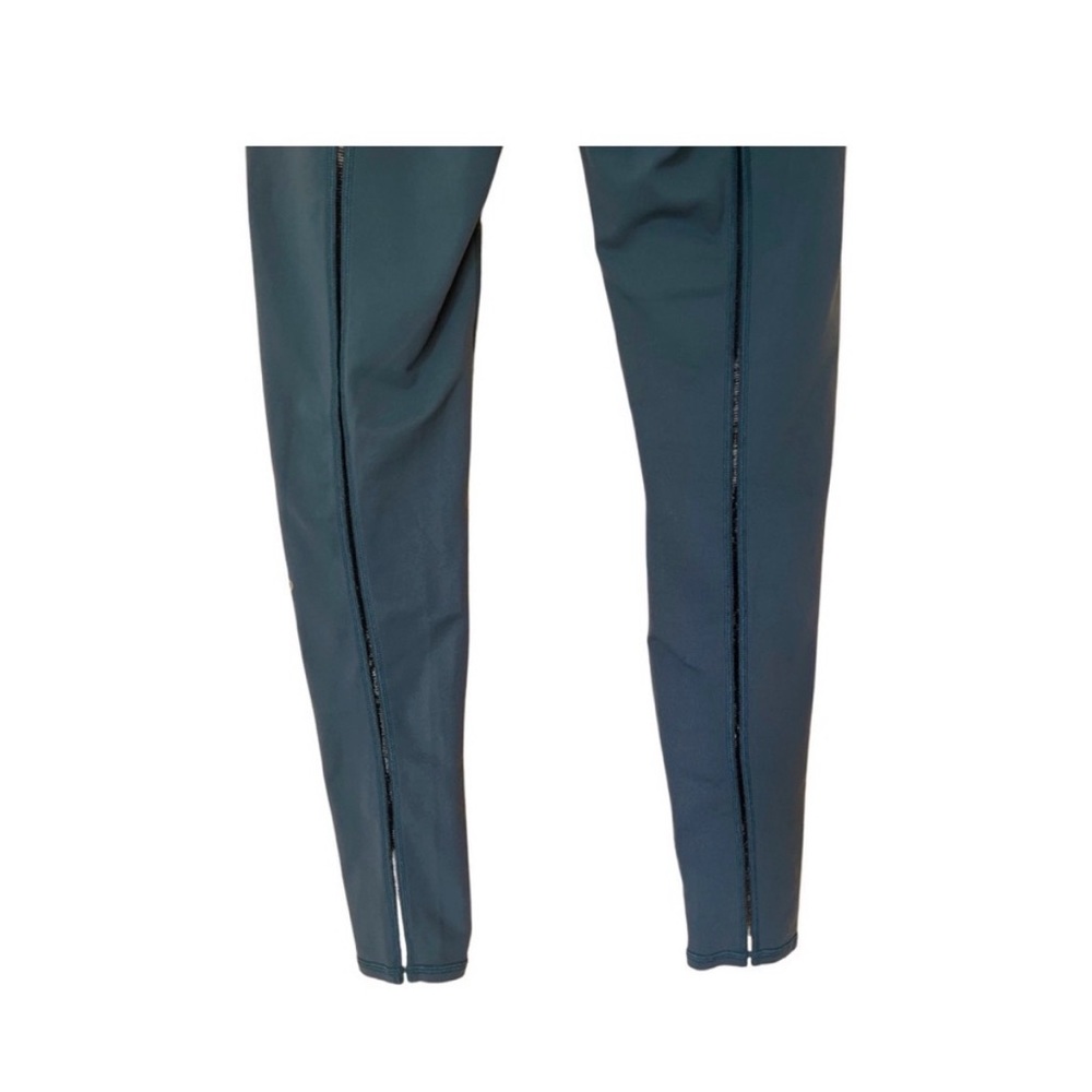 Alo Yoga Peacock Blue Leggings With details on back of the legs size Large EUC - Picture 3 of 7